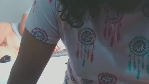 Gabriela and Camila online show from February 23, 2025, 3:40 pm