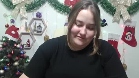 Snapshot of xx_daniella_xx chatting on December 9, 2024, 7:17 am xx daniella xx online show from December 9, 2024, 7:17 am