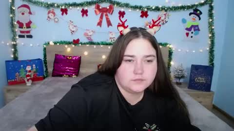 Snapshot of xx_daniella_xx chatting on December 12, 2024, 10:42 pm xx daniella xx online show from December 12, 2024, 10:42 pm