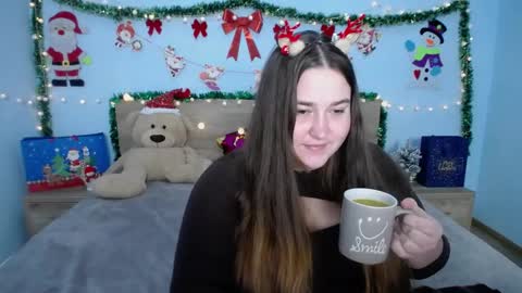 Snapshot of xx_daniella_xx chatting on December 24, 2024, 10:17 pm xx daniella xx online show from December 24, 2024, 10:17 pm