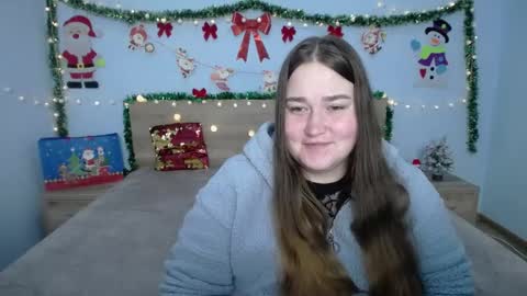 Snapshot of xx_daniella_xx chatting on January 3, 2025, 7:39 pm xx daniella xx online show from January 3, 2025, 7:39 pm