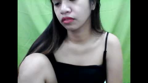 Mariel online show from November 14, 2025, 1:26 am