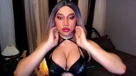 Snapshot of xxcinddyxx chatting on March 6, 2025, 4:07 pm cinddy online show from March 6, 2025, 4:07 pm