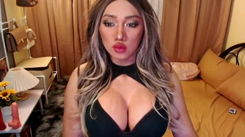 Snapshot of xxcinddyxx chatting on April 3, 2026, 4:49 pm cinddy online show from April 3, 2026, 4:49 pm