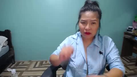 xxd4rlingxx online show from February 19, 2025, 9:47 pm