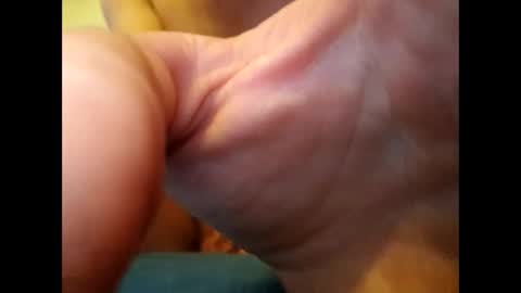 xxdeejayxx25 online show from April 8, 2026, 8:42 pm