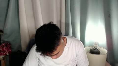 Snapshot of xxhotloyd_cummerx chatting on December 9, 2024, 5:41 pm Loyd online show from December 9, 2024, 5:41 pm