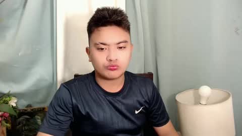 Snapshot of xxhotloyd_cummerx chatting on December 14, 2024, 5:14 pm Loyd online show from December 14, 2024, 5:14 pm