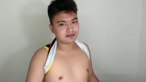 Snapshot of xxhotloyd_cummerx chatting on December 26, 2024, 2:48 pm Loyd online show from December 26, 2024, 2:48 pm