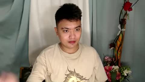 Snapshot of xxhotloyd_cummerx chatting on January 1, 2025, 10:54 am Loyd online show from January 1, 2025, 10:54 am