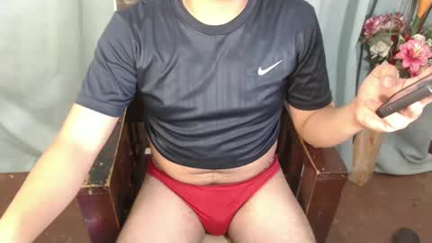 Snapshot of xxhotloyd_cummerx chatting on January 12, 2025, 10:02 am Loyd online show from January 12, 2025, 10:02 am