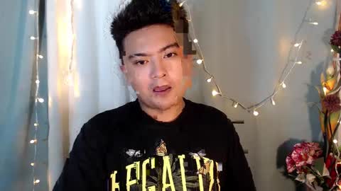 Snapshot of xxhotloyd_cummerx chatting on January 18, 2025, 8:20 am Loyd online show from January 18, 2025, 8:20 am