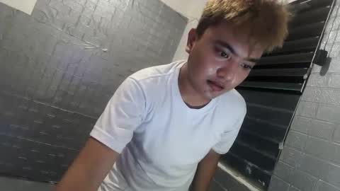 Snapshot of xxhotloyd_cummerx chatting on October 1, 2025, 4:57 pm Loyd online show from October 1, 2025, 4:57 pm