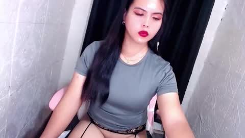 divine online show from October 22, 2025, 1:06 am