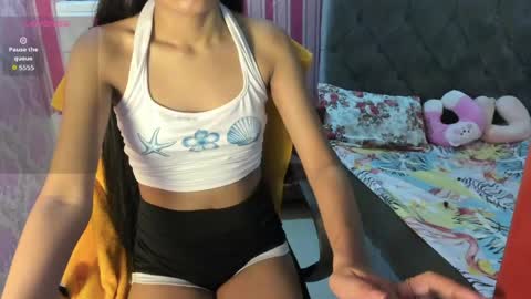 Aya online show from May 13, 2026, 5:43 pm