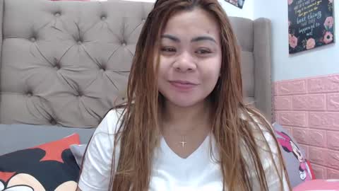 Snapshot of xxkryzelxx chatting on January 16, 2025, 6:03 am Dhel online show from January 16, 2025, 6:03 am