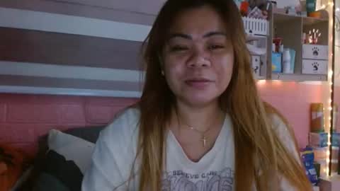 Snapshot of xxkryzelxx chatting on February 18, 2026, 6:26 pm Dhel online show from February 18, 2026, 6:26 pm