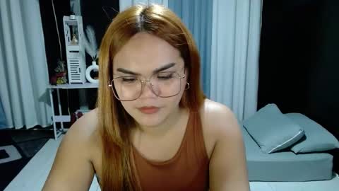 Kylie Smith online show from December 14, 2025, 10:42 am