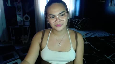 Kylie Smith online show from May 9, 2026, 1:11 am