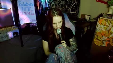 Snapshot of xxlilithmoonxx chatting on February 20, 2026, 6:26 am Lilith online show from February 20, 2026, 6:26 am