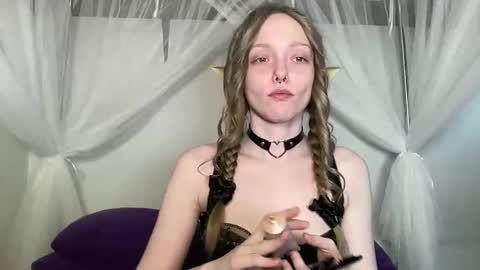 LoveAnastasia online show from May 8, 2026, 2:33 pm