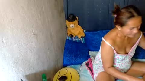 xxloveheart online show from September 24, 2025, 1:20 am