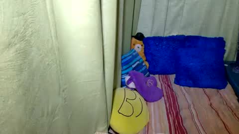 Snapshot of xxloveheart chatting on February 12, 2026, 5:46 am xxloveheart online show from February 12, 2026, 5:46 am