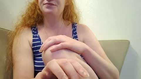 Snapshot of xxmariebliss chatting on July 3, 2026, 1:28 pm xxmariebliss online show from July 3, 2026, 1:28 pm