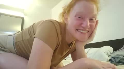 Snapshot of xxmariebliss chatting on July 14, 2026, 1:28 pm xxmariebliss online show from July 14, 2026, 1:28 pm