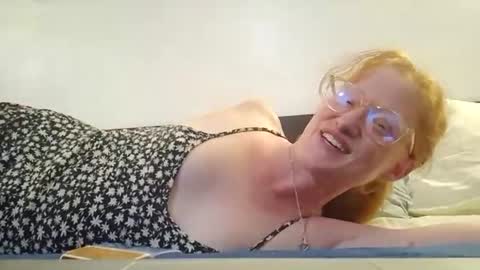 Snapshot of xxmariebliss chatting on July 18, 2026, 1:10 am xxmariebliss online show from July 18, 2026, 1:10 am
