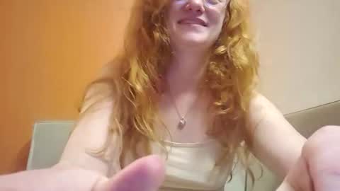 Snapshot of xxmariebliss chatting on July 25, 2026, 1:41 pm xxmariebliss online show from July 25, 2026, 1:41 pm