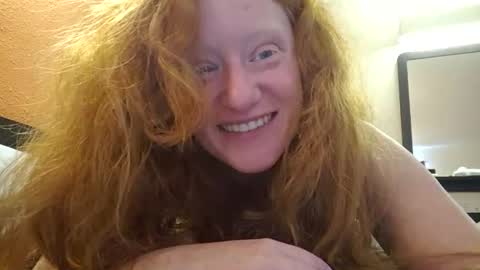 Snapshot of xxmariebliss chatting on August 8, 2026, 2:19 pm xxmariebliss online show from August 8, 2026, 2:19 pm