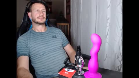 Snapshot of xxmettexx chatting on November 16, 2025, 8:58 pm xxmettexx online show from November 16, 2025, 8:58 pm