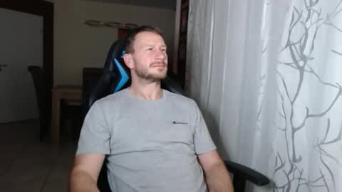 Snapshot of xxmettexx chatting on March 22, 2026, 9:29 pm xxmettexx online show from March 22, 2026, 9:29 pm