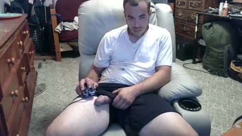 Snapshot of xxscubastevexxx chatting on September 24, 2025, 5:27 pm xxScubaStevexx online show from September 24, 2025, 5:27 pm