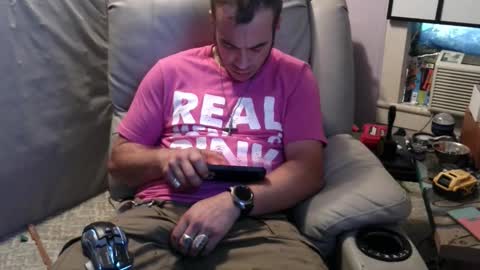 Snapshot of xxscubastevexxx chatting on October 8, 2025, 2:47 pm xxScubaStevexx online show from October 8, 2025, 2:47 pm