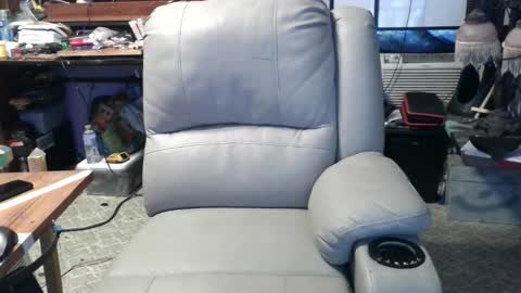 Snapshot of xxscubastevexxx chatting on October 17, 2025, 1:14 pm xxScubaStevexx online show from October 17, 2025, 1:14 pm