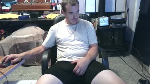 Snapshot of xxscubastevexxx chatting on October 23, 2025, 7:29 am xxScubaStevexx online show from October 23, 2025, 7:29 am