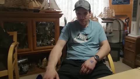 xxScubaStevexx online show from March 29, 2026, 10:21 pm