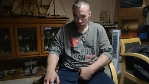 xxScubaStevexx online show from April 13, 2026, 12:38 am