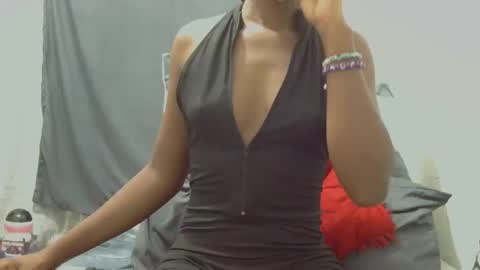 xxsexytalia28 online show from February 9, 2025, 11:15 pm