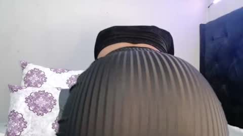 Snapshot of xxsexytalia28 chatting on October 30, 2025, 7:14 pm xxsexytalia28 online show from October 30, 2025, 7:14 pm