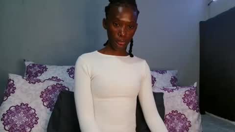 Snapshot of xxsexytalia28 chatting on November 17, 2025, 8:25 pm xxsexytalia28 online show from November 17, 2025, 8:25 pm