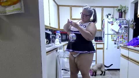 Strawberry Jane online show from September 25, 2025, 2:48 am