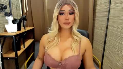 Snapshot of xxtastefullayeshaxx chatting on January 9, 2025, 11:03 am xxtastefullayeshaxx online show from January 9, 2025, 11:03 am
