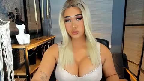 Snapshot of xxtastefullayeshaxx chatting on March 9, 2025, 11:25 am xxtastefullayeshaxx online show from March 9, 2025, 11:25 am