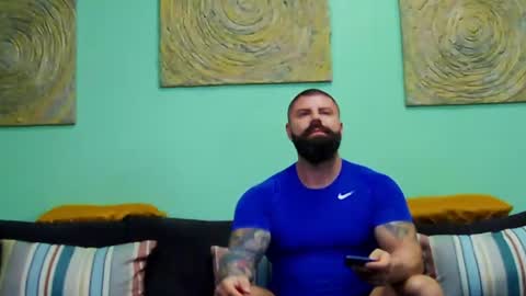 Snapshot of xxtreamleonard chatting on April 29, 2026, 3:21 am Xtream Leonard online show from April 29, 2026, 3:21 am