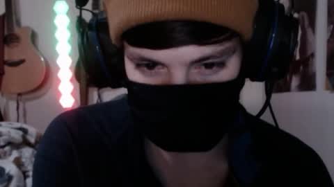 Snapshot of xxwhitefoxx chatting on September 19, 2025, 2:57 am David Fox online show from September 19, 2025, 2:57 am