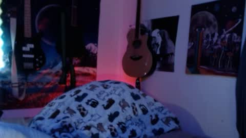 Snapshot of xxwhitefoxx chatting on April 6, 2026, 4:10 am David Fox online show from April 6, 2026, 4:10 am