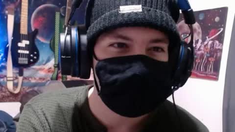 Snapshot of xxwhitefoxx chatting on April 15, 2026, 4:30 am David Fox online show from April 15, 2026, 4:30 am
